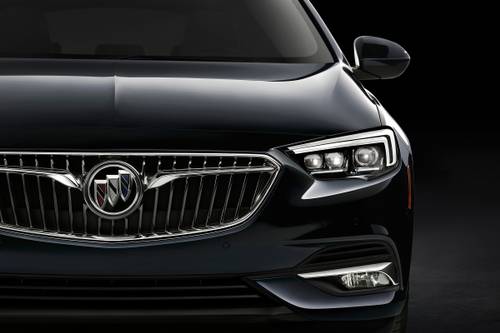 Buick Regal Sportback Essence 4dr Hatchback Exterior Detail