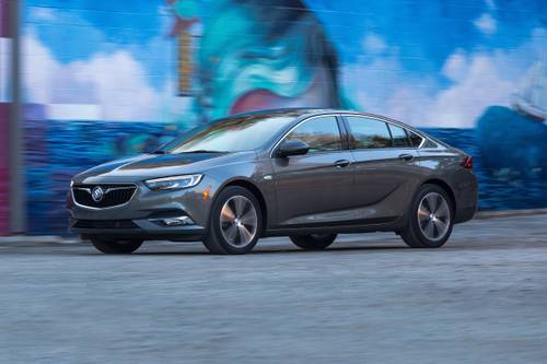 Buick Regal Sportback Essence 4dr Hatchback Exterior Shown