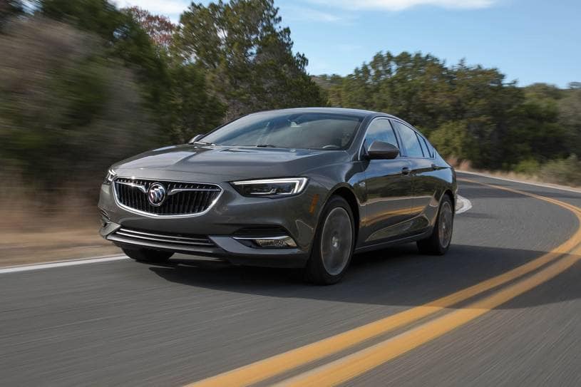 2019 Buick Regal Sportback Pictures 92 Photos Edmunds