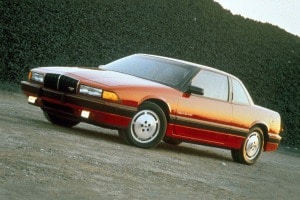 90s regal ワラビー vintage 1990 Buick Regal Limited Review - The FIRST Front-Wheel