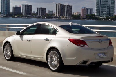 Used 2017 Buick Regal Premium 1 Turbo Sedan Review Ratings Edmunds 2017 Buick Regal Gs Sedan Exterior