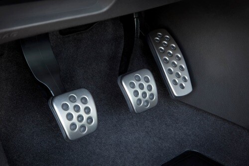 2016 Buick Verano Premium Turbo Group Sedan Interior Detail