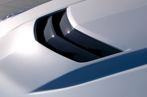 2016 Cadillac ATS-V Coupe Hood Detail