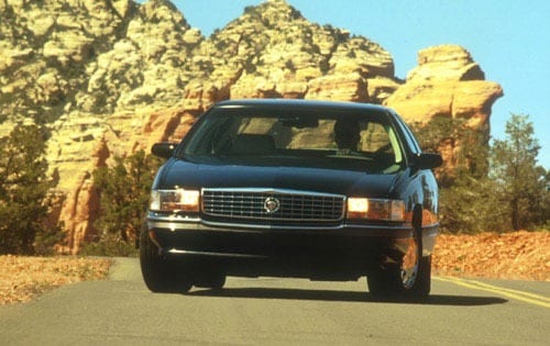 1996 Cadillac DeVille 4 Dr Concours Sedan