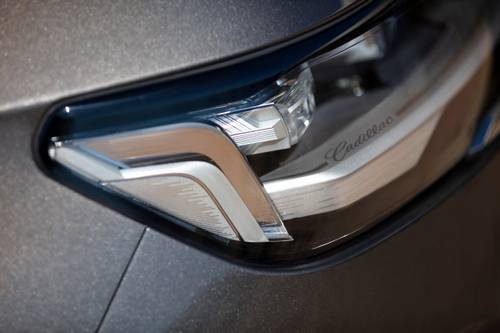 Cadillac Escalade ESV Premium Luxury Platinum 4dr SUV Headlamp Detail