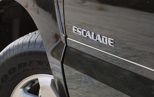 2002 Cadillac Escalade Side Badging