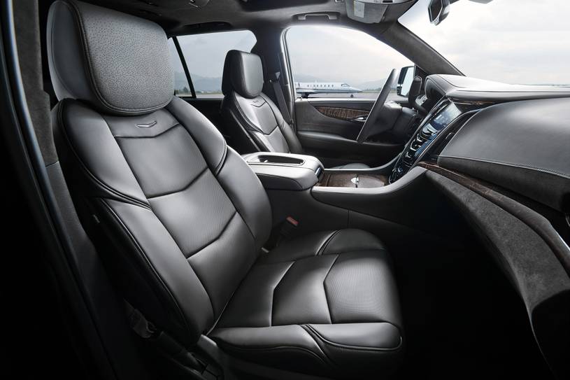 2020 Cadillac Escalade Pictures - 139 Photos | Edmunds