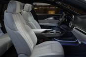 2023 Cadillac LYRIQ Luxury 4dr SUV Interior