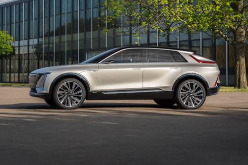 2023 Cadillac LYRIQ Luxury 4dr SUV Profile