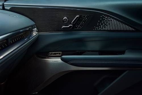 2026 Cadillac LYRIQ Signature Luxury 4dr SUV Interior Detail