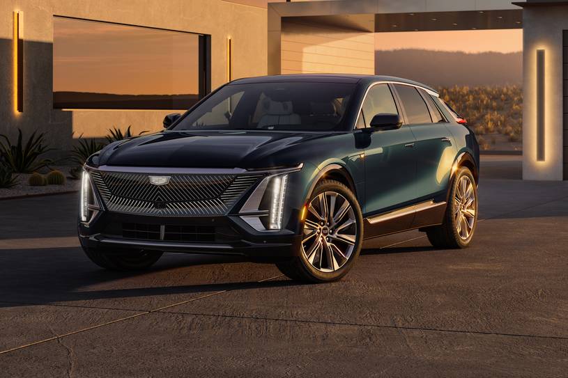 2027 Cadillac LYRIQ Signature Luxury 4dr SUV Exterior Shown 2027 Cadillac LYRIQ Signature Luxury 4dr SUV Exterior Shown