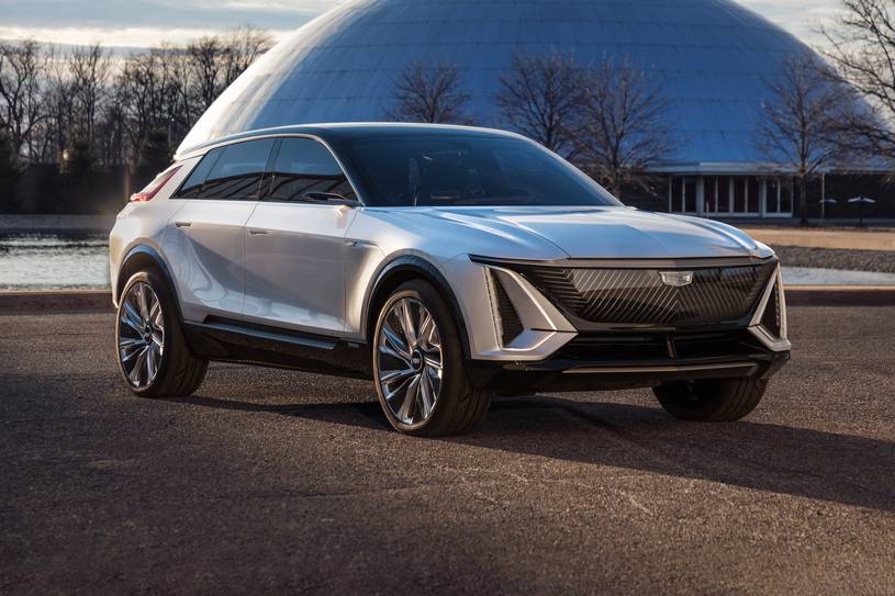 2027 Cadillac LYRIQ Signature Luxury 4dr SUV Exterior Shown