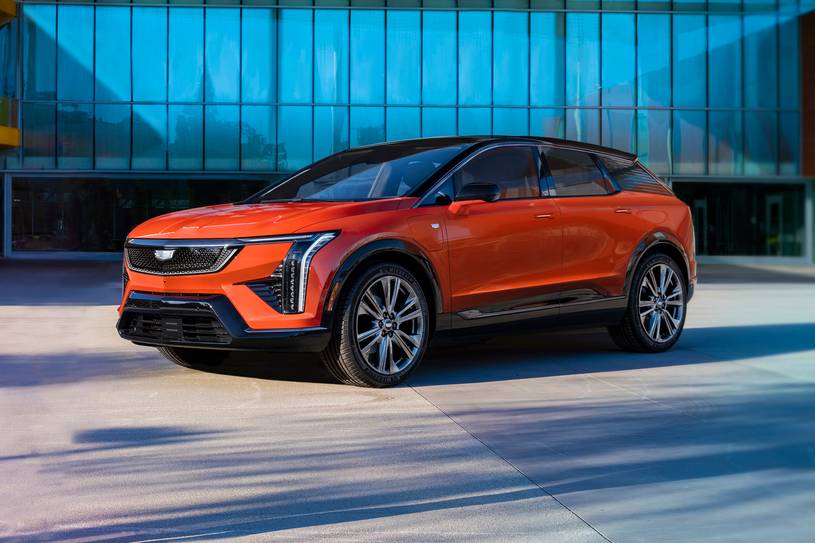 2026 Cadillac OPTIQ Premium Sport 4dr SUV Exterior Shown