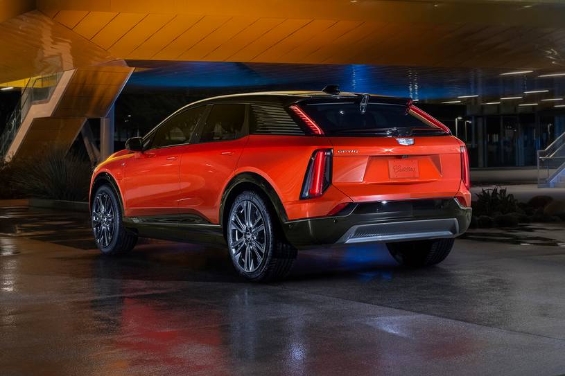 2026 Cadillac OPTIQ Premium Sport 4dr SUV Exterior Shown
