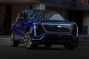 2026 Cadillac VISTIQ Premium Luxury 4dr SUV Exterior