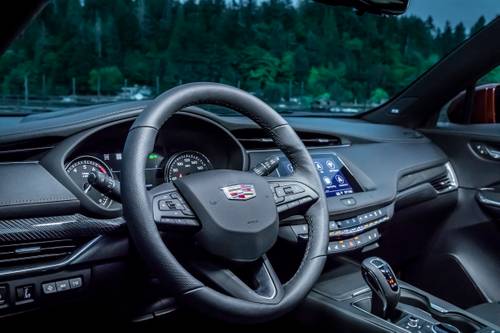 Cadillac XT4 Sport 4dr SUV Steering Wheel Detail