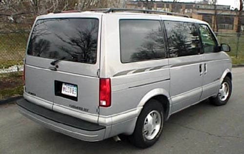 2000 Chevrolet Astro LT 4WD Passenger Van Extended