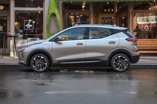 2022 Chevrolet Bolt EUV Premier 4dr Hatchback Profile Shown