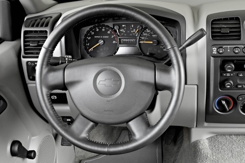 2007 Chevrolet Colorado Work Truck Regular Cab Pickup Steering Wheel Detail