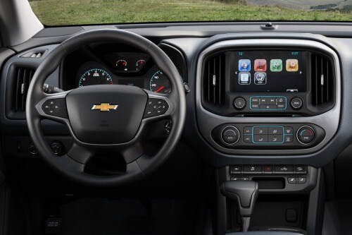 2016 Chevrolet Colorado Z71 Crew Cab Pickup Steering Wheel Detail