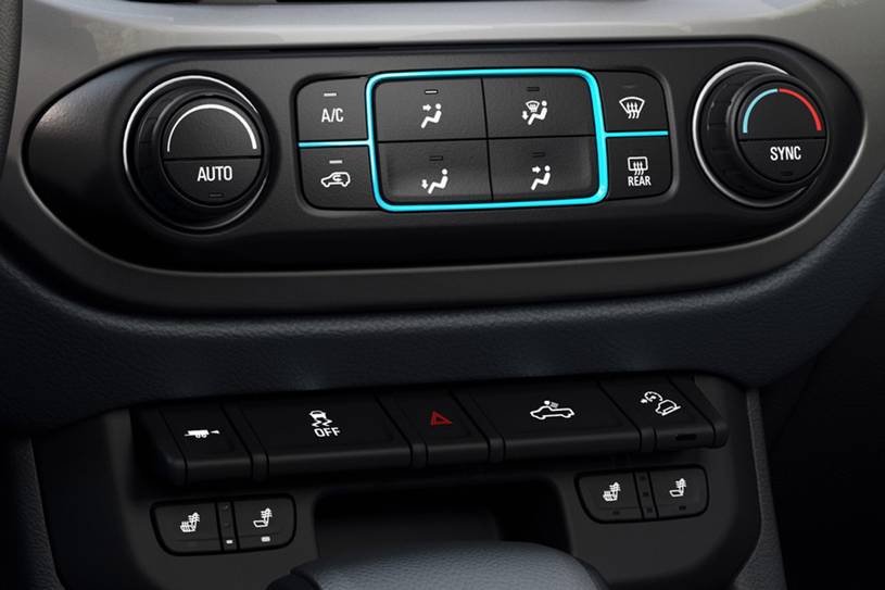 2020 chevrolet colorado pictures 382 photos edmunds