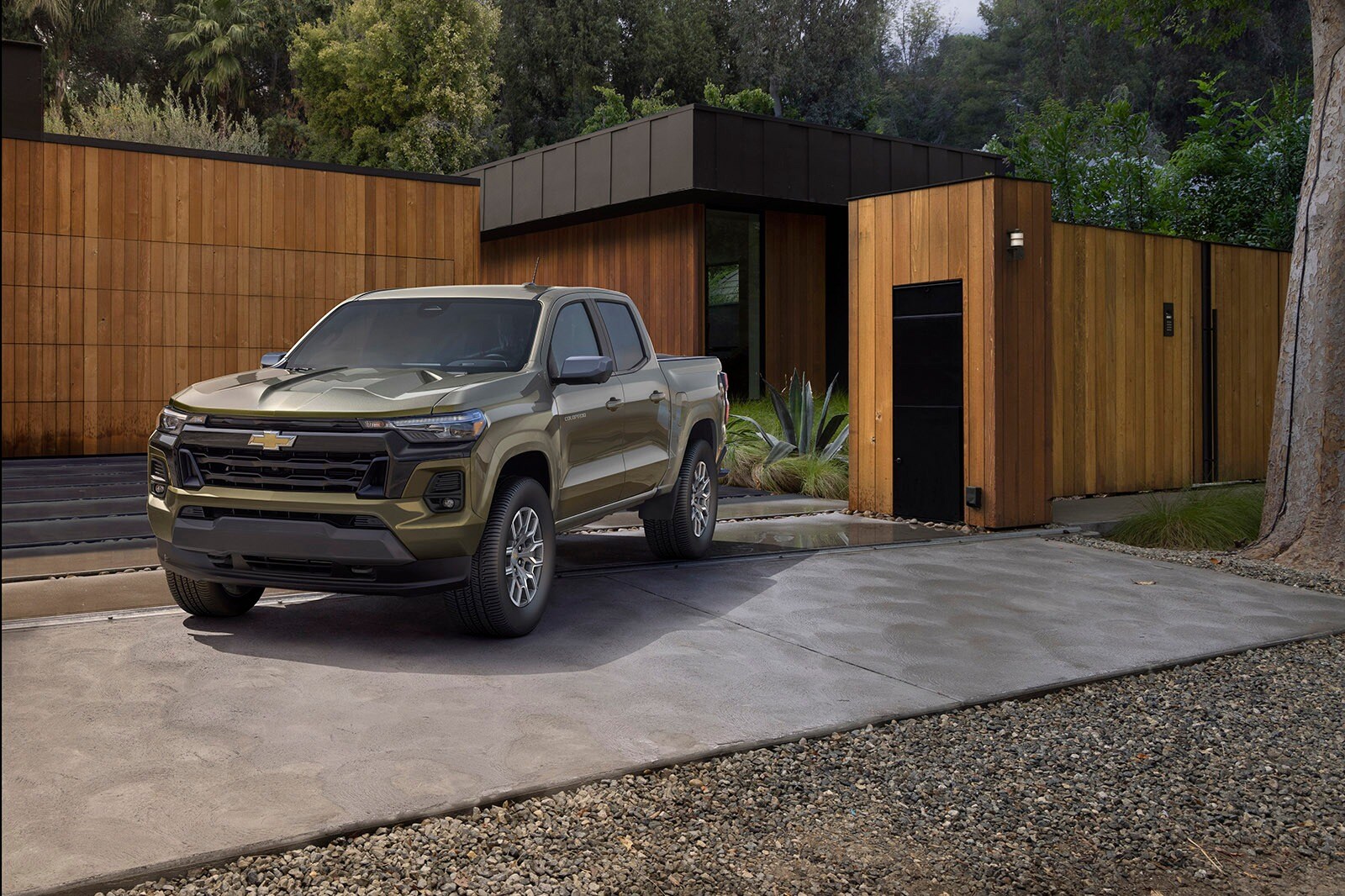 2023 Chevy Colorado Edmunds 2023 Chevrolet Colorado Debuts With Sharp New Looks Improved Cabin Edmunds