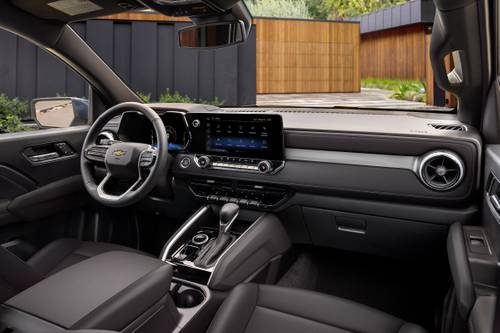 Chevrolet Colorado LT Crew Cab Pickup Dashboard. Convenience Package III Shown.