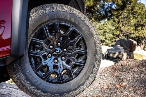 Chevrolet Colorado Trail Boss Crew Cab Pickup Wheel