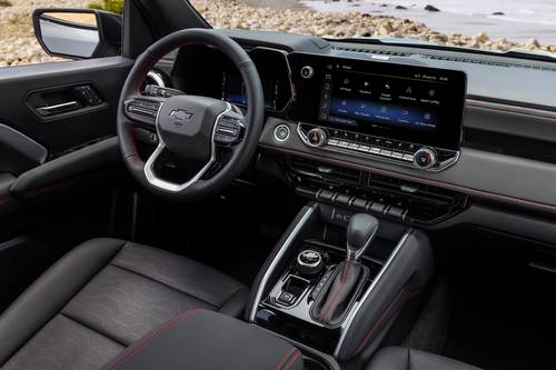 2025 Chevrolet Colorado Z71 Crew Cab Pickup Steering Wheel Detail. Convenience Package III Shown.