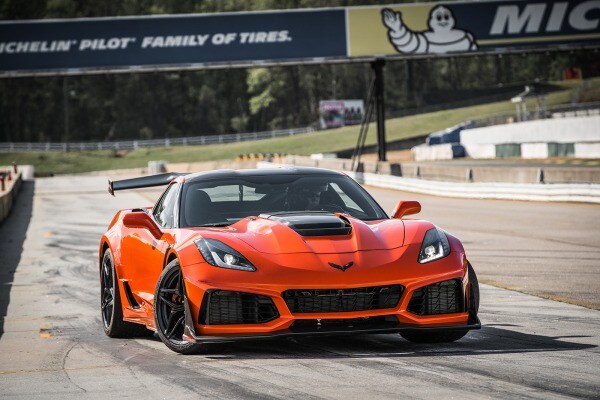 2019 Chevrolet Corvette Zr1 First Drive Edmunds