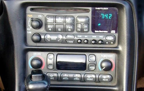 2000 Chevrolet Corvette Center Console w/Auto