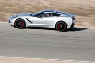 2014 Chevrolet Corvette Stingray Z51 vs. 2014 Ford Mustang Shelby GT500