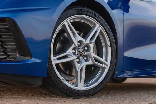 Chevrolet Corvette Stingray Coupe Wheel