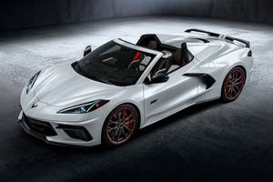 corvette stingray 2025 wallpaper