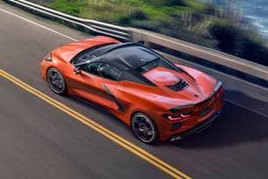 corvette stingray 2025 wallpaper