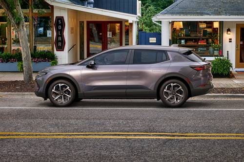 2025 Chevrolet Equinox EV LT 1 4dr SUV Profile Shown