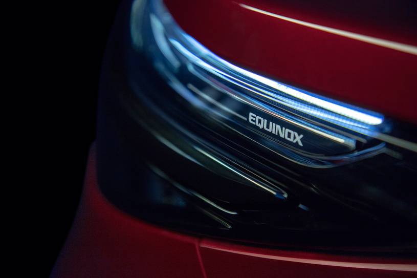 Chevrolet Equinox RS 4dr SUV Headlamp Detail