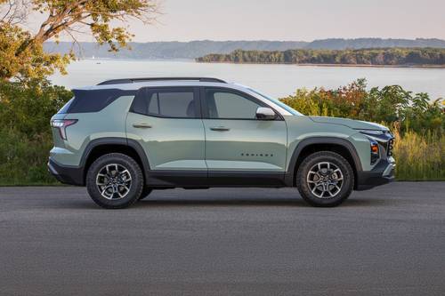 2025 Chevrolet Equinox ACTIV 4dr SUV Profile