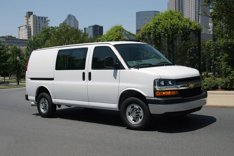 2025 Chevrolet Express LT 3500 Passenger Van Exterior Shown