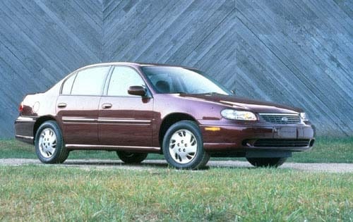 1997 Chevrolet Malibu 4 Dr STD Sedan