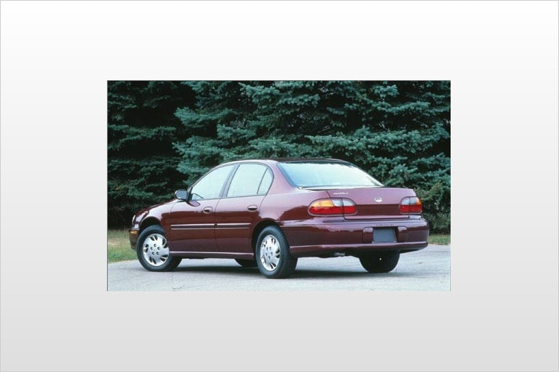 1997 Chevrolet Malibu 4 Dr STD Sedan