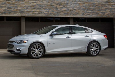 Used 2017 Chevrolet Malibu Hybrid Review Ratings Edmunds