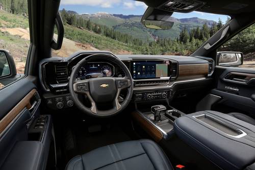 2025 Chevrolet Silverado 1500 High Country Crew Cab Pickup Dashboard