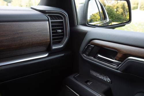 2025 Chevrolet Silverado 1500 High Country Crew Cab Pickup Interior Detail