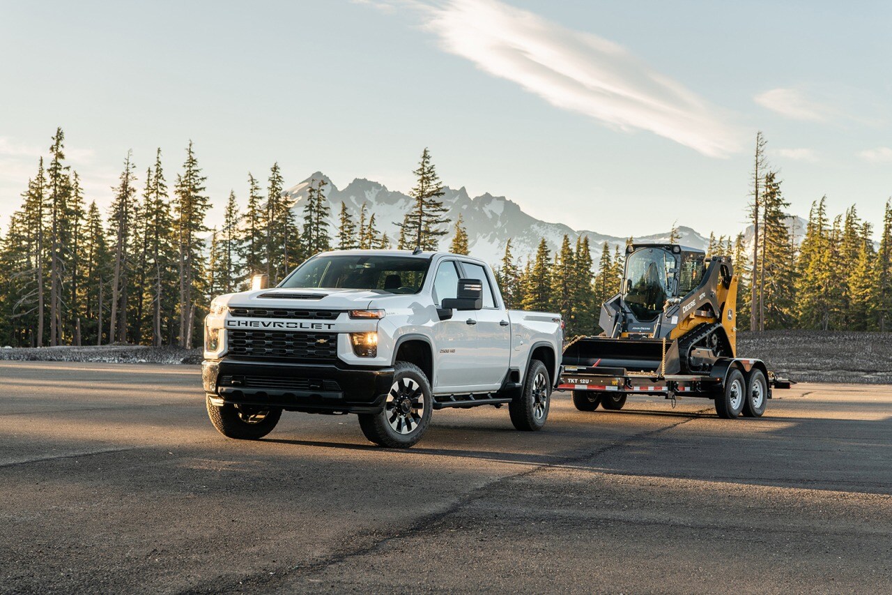 2020 Chevrolet Silverado 2500HD - Front 3/4 2020 Chevrolet Silverado 2500HD - Front 3/4
