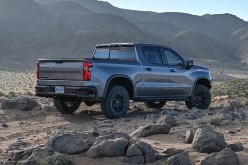 2025 Chevrolet Silverado 2500HD ZR2 Crew Cab Pickup Exterior