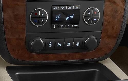 2009 Chevrolet Suburban LTZ Center Console