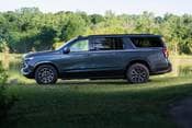 2021 Chevrolet Suburban Z71 4dr SUV Profile 2021 Chevrolet Suburban Z71 4dr SUV Profile