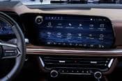 2027 Chevrolet Suburban High Country 4dr SUV Center Console 2027 Chevrolet Suburban High Country 4dr SUV Center Console