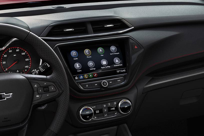 2023 Chevrolet Trailblazer Pictures 40 Photos Edmunds